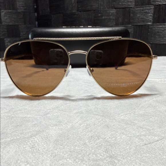 Joseph Abboud Other - Joseph Abboud Polarized Gold Aviator Sunglasses